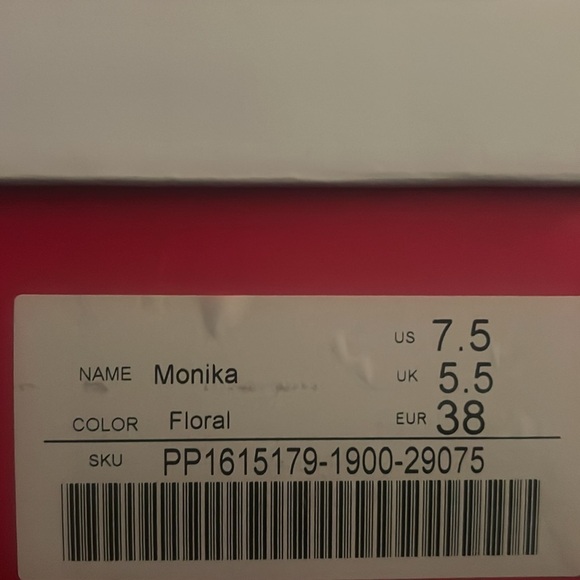 JustFab Women's Floral 5 in Heels - Picture 5 of 5